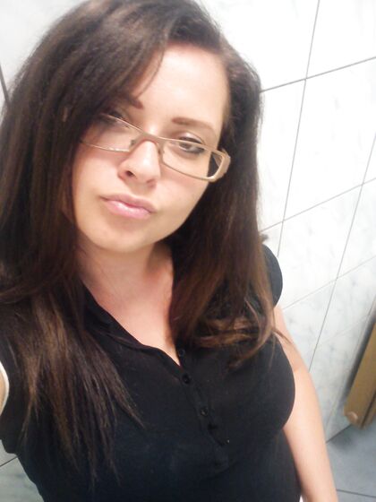 Iza 30 Polish wife and hairy slut 2