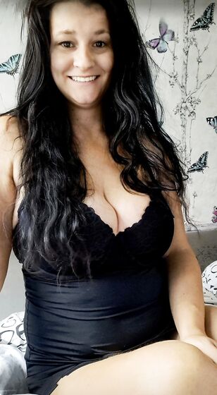 Eva Polish busty milf wife whore