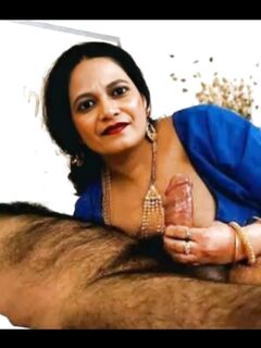 Desi sanskari mom
