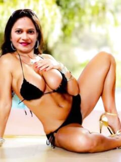 Rajni mom nude