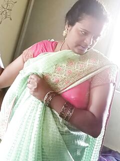 Mallu bhabhi spy