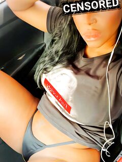 Michelle Wick Ebony Colombiana