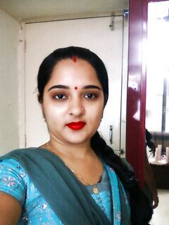 Sexy beautiful aunty nude