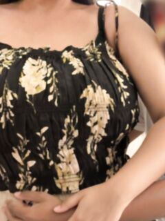 Desi Indian Chubby Girl With Big Boobs