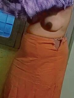 Bhabhi dress remove