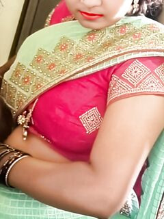 Hot saree wife