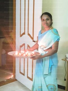 Tamil beautiful homely wife
