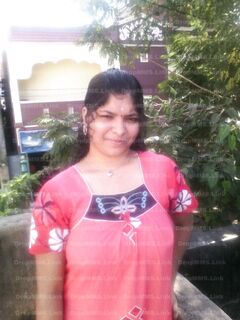 Tamil cute housewife nighty pose