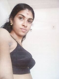 Telugu cute wife sexy photo