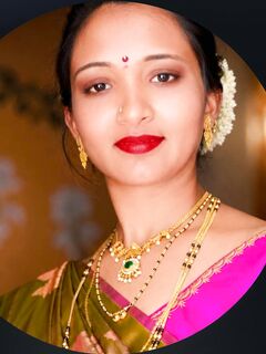 Sandhya hot