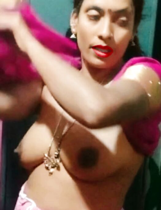 Big desi shyamala boobs