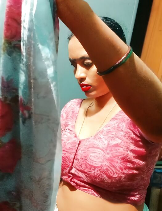 Saree open xxx spy