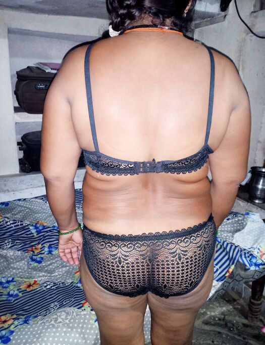 Indian desi bhabhi hot  marwadi Big boobs