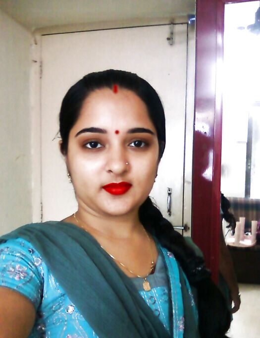 Sexy beautiful aunty nude