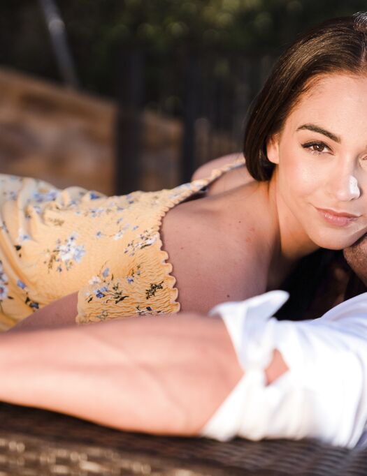 Sexy Brunette Ginebra Bellucci Pleasures Her Cocky Boyfriend Outdoors