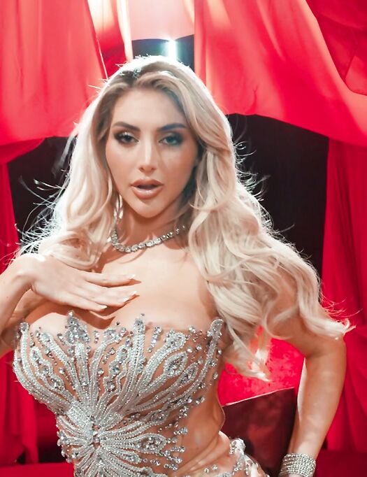 Glamorous Hottie With Big Boobs Gets Fucked In All Possible Positions photos (Kayley Gunner)