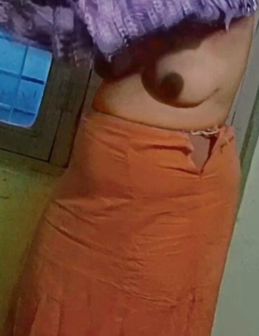 Bhabhi dress remove