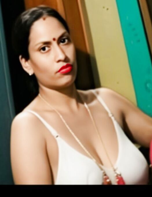 Very hot bra boobs