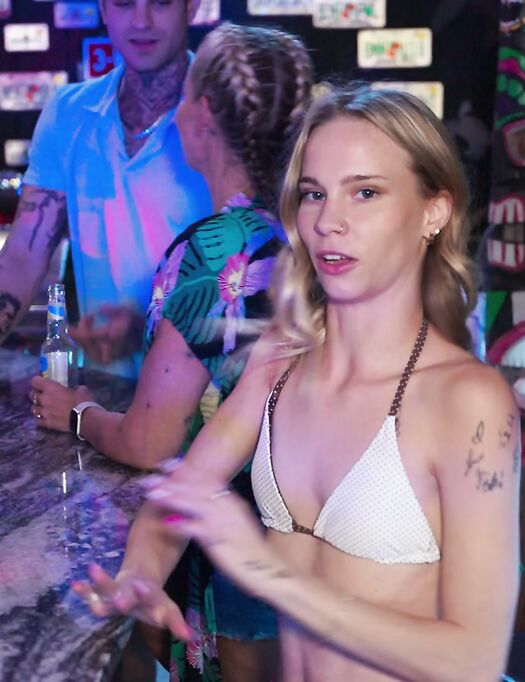 Flat-chested Spinner Erica Candfield Gets Deeply Fucked And Facialized