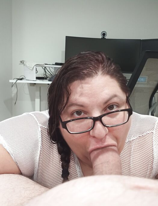 BBWLovr69 BBW Wife Sucking Fat Cock