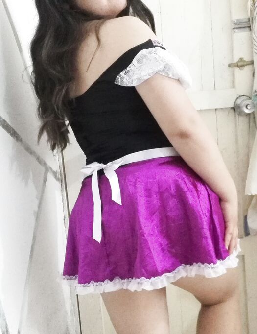 Latina con coño grande y peludo