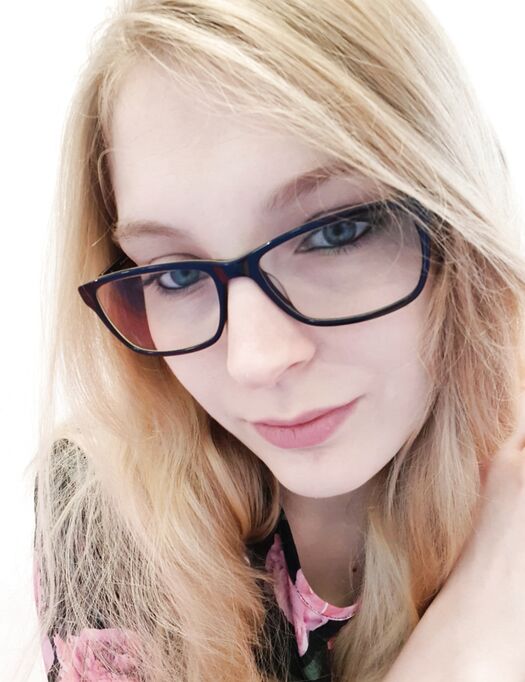 Beata 30 Polish slim whore wife