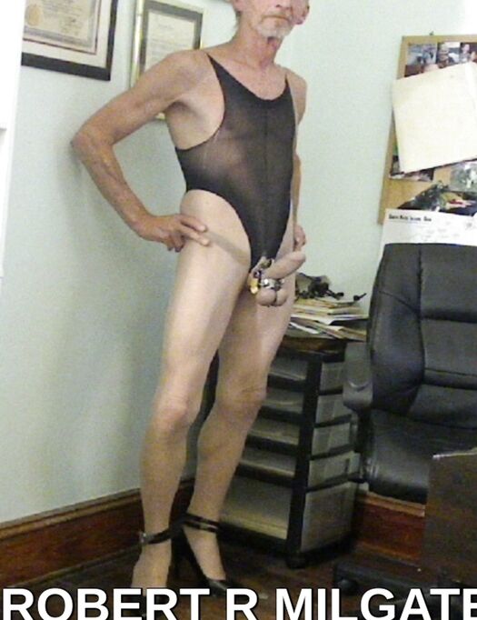 ROBERT RICHARD MILGATE TAN PANTYHOSE SLUT